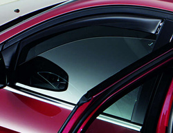 owiewki szyb przednich Ford Focus MK3  1741264