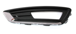 ramka halogenu z chromem Ford Focus Mk3 FL - lewa #1873304 