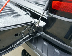 Amortyzator klapy bagażnika Ford Ranger / Raptor 2022➝ OE: 2690726 ®