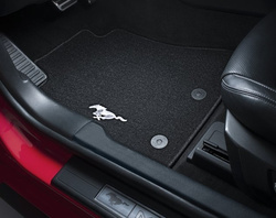 dywaniki / wykładziny podłogi welurowe Ford Mustang 2015- (para) 