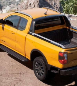 dywaniki podłogi gumowe Ford Ranger RapCab 2022➝ manual ® 2629707